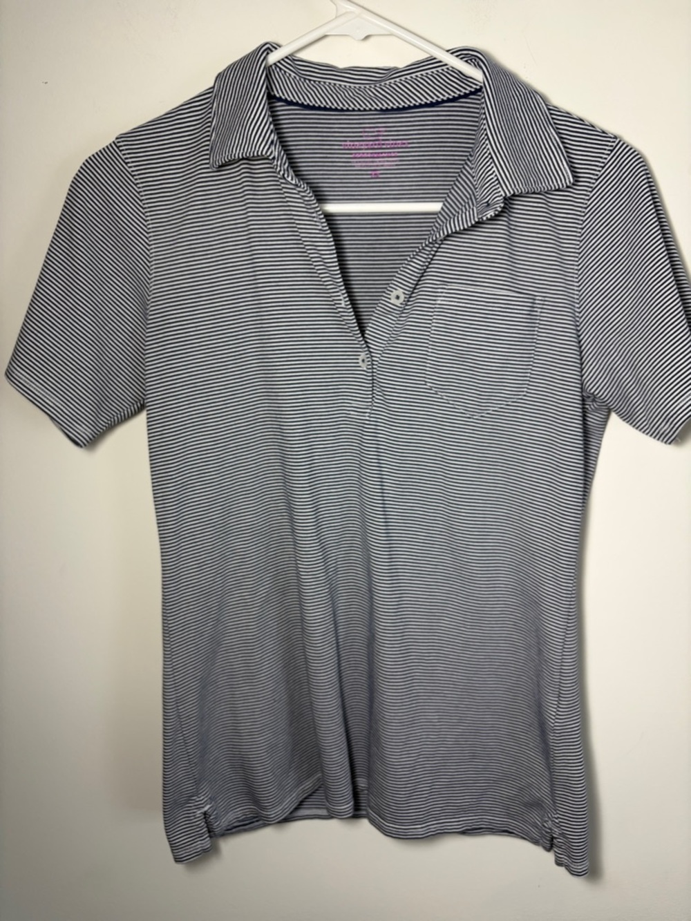 Vineyard Vines Performance Polo Shirt in Navy and White Stripe -  XS